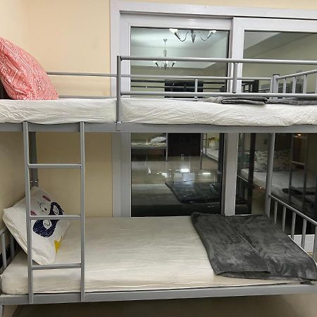 Grand Pearl Hostel For Boys Dubaj Zewnętrze zdjęcie