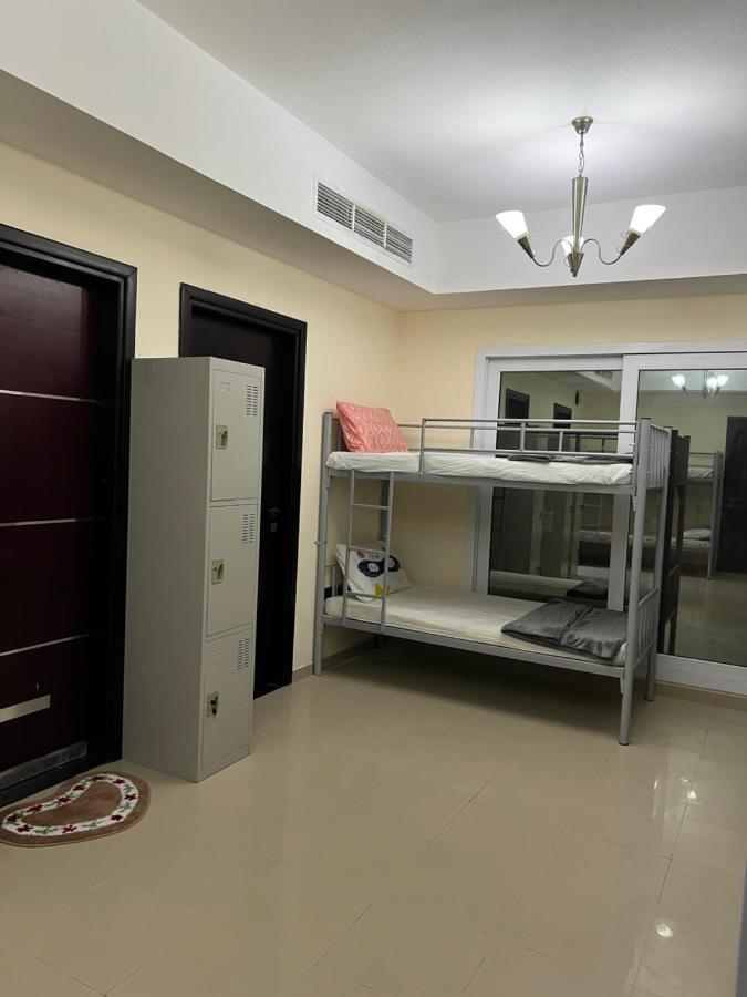 Grand Pearl Hostel For Boys Dubaj Zewnętrze zdjęcie